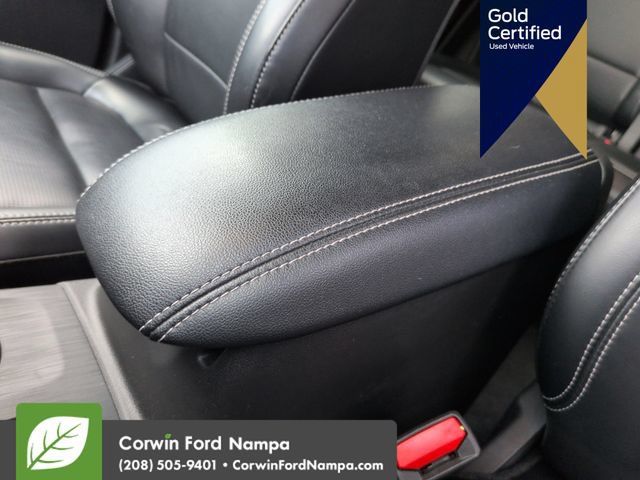 Certified 2025 Ford Escape Platinum AWD/4WD image 21