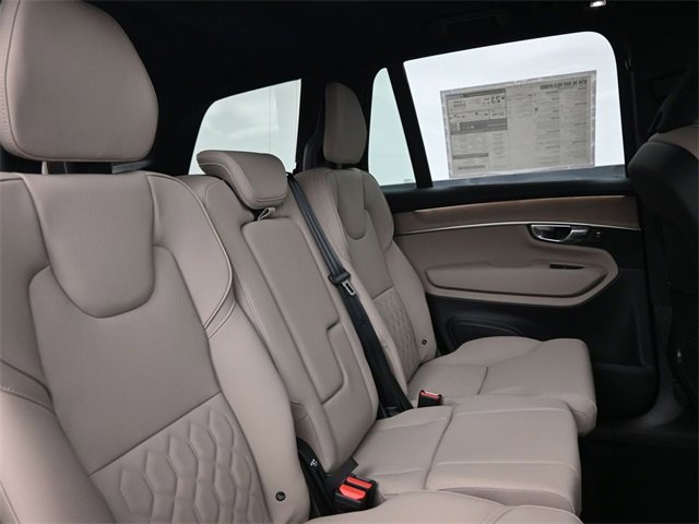 New 2026 Volvo XC90 B6 Plus w/ Protection Package Premier image 34