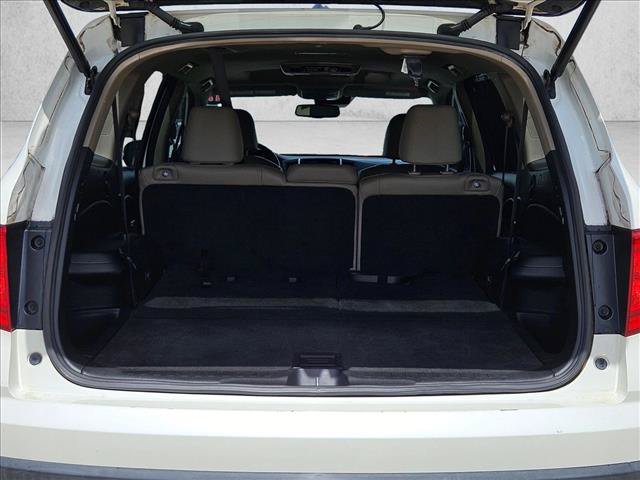 Used 2017 Honda Pilot Touring image 7