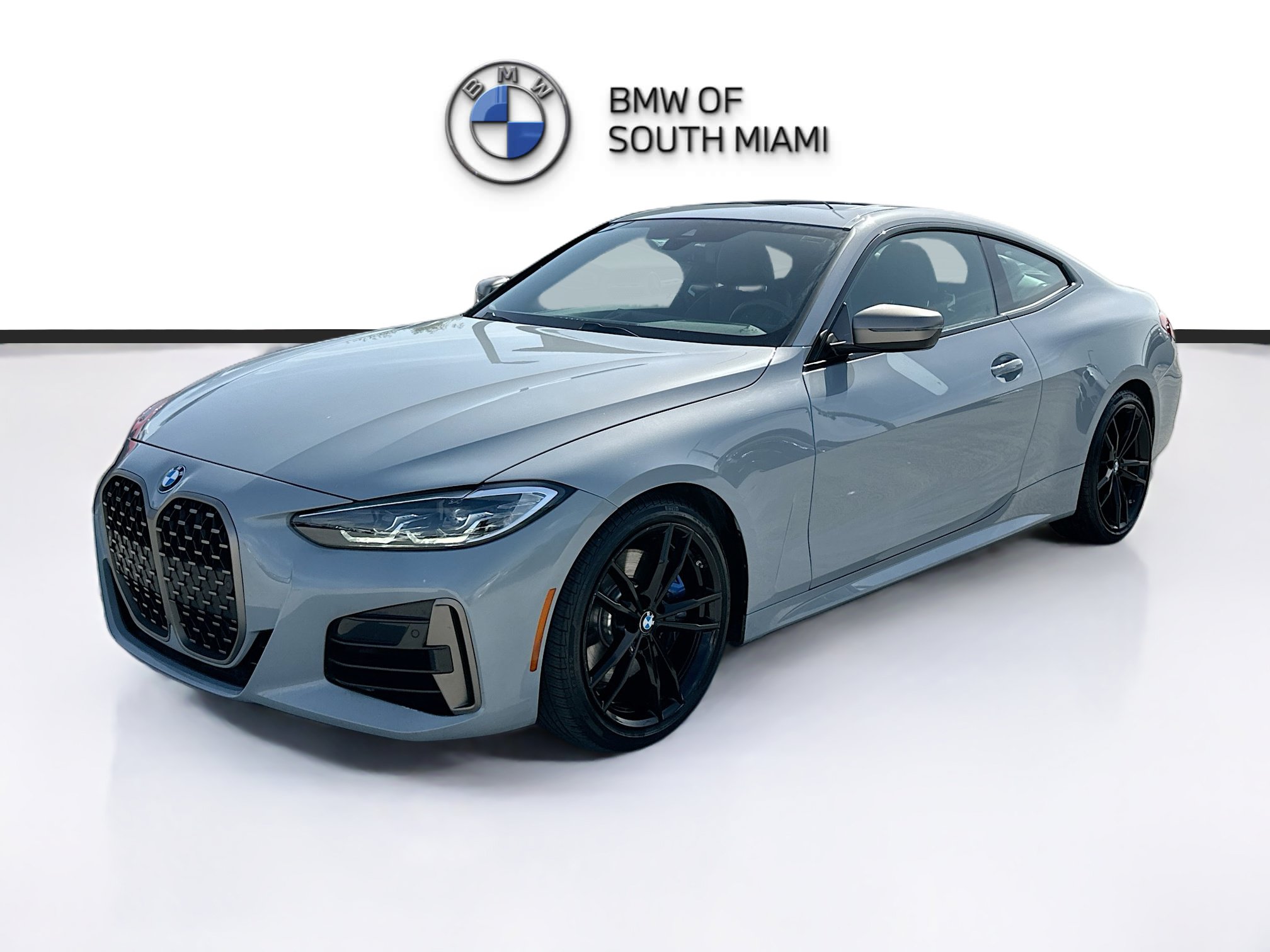 Used 2024 BMW M440i Coupe RWD image 3