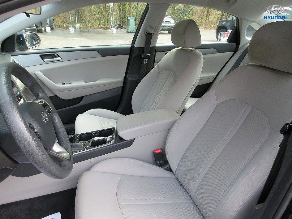 Used 2018 Hyundai Sonata SE image 15