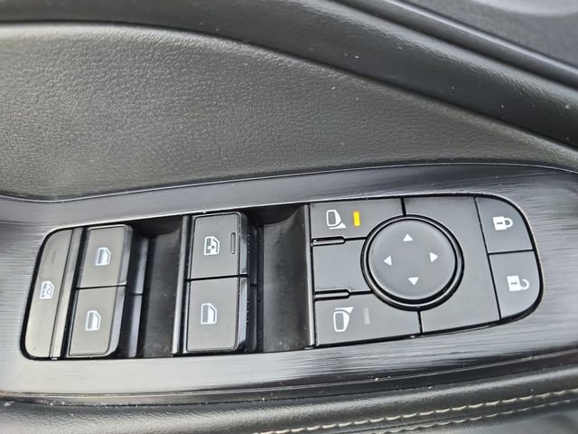 Used 2024 Nissan Rogue SV image 30