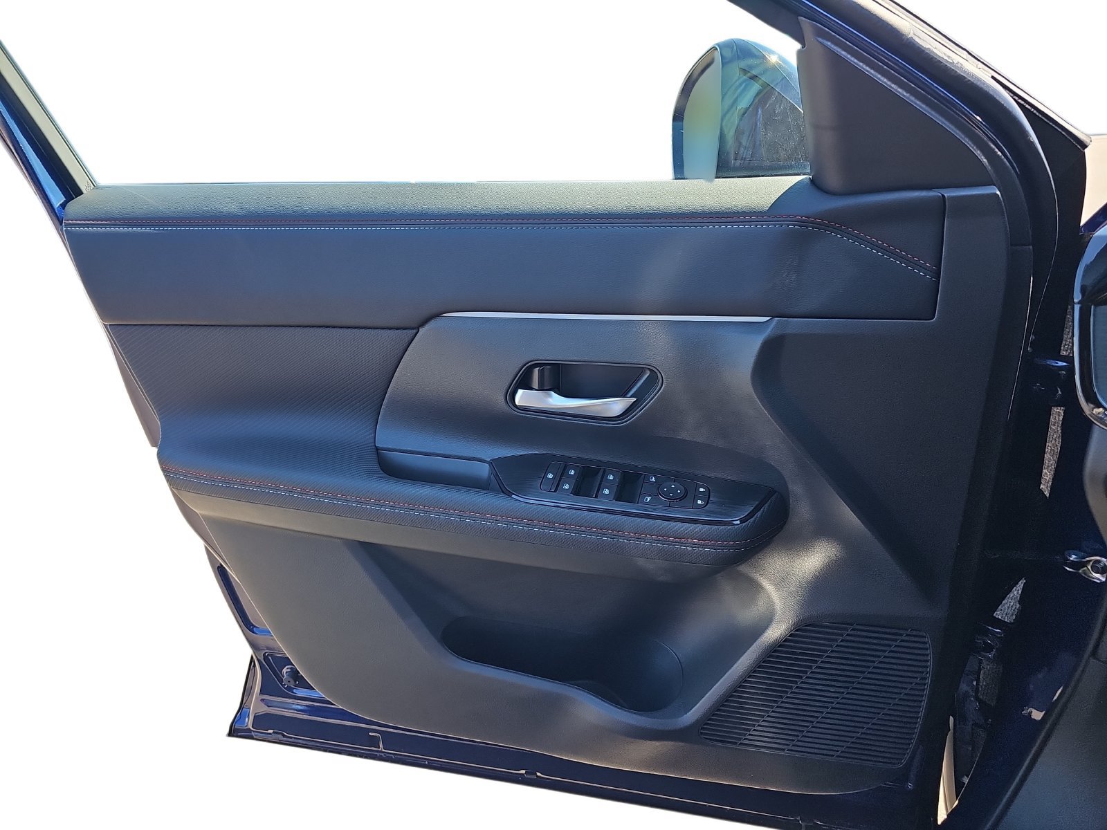 New 2027 Nissan Kicks SR FWD image 26