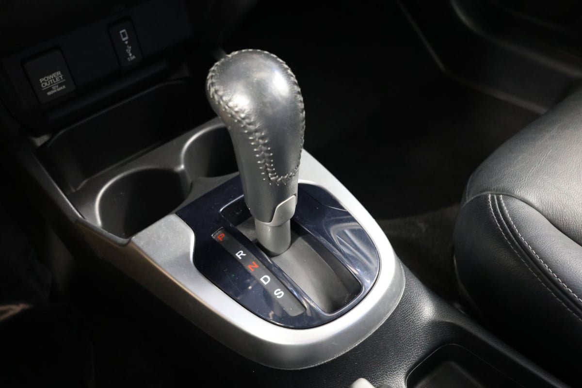 Used 2018 Honda Fit EX-L image 6