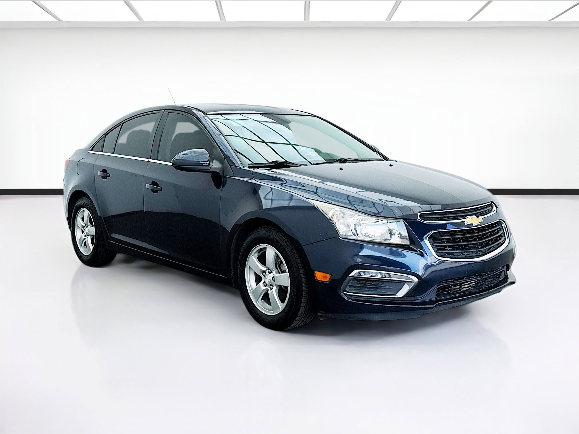 Used 2015 Chevrolet Cruze LT image 3