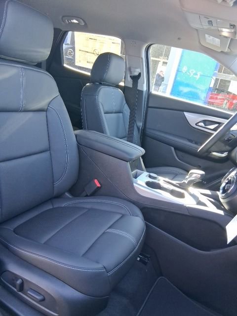 New 2026 Chevrolet Blazer LT w/ Sound & Technology Package FWD image 16