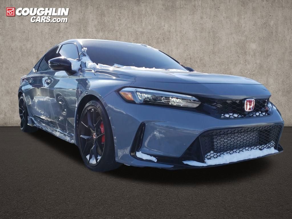 Used 2024 Honda Civic Type R image 1