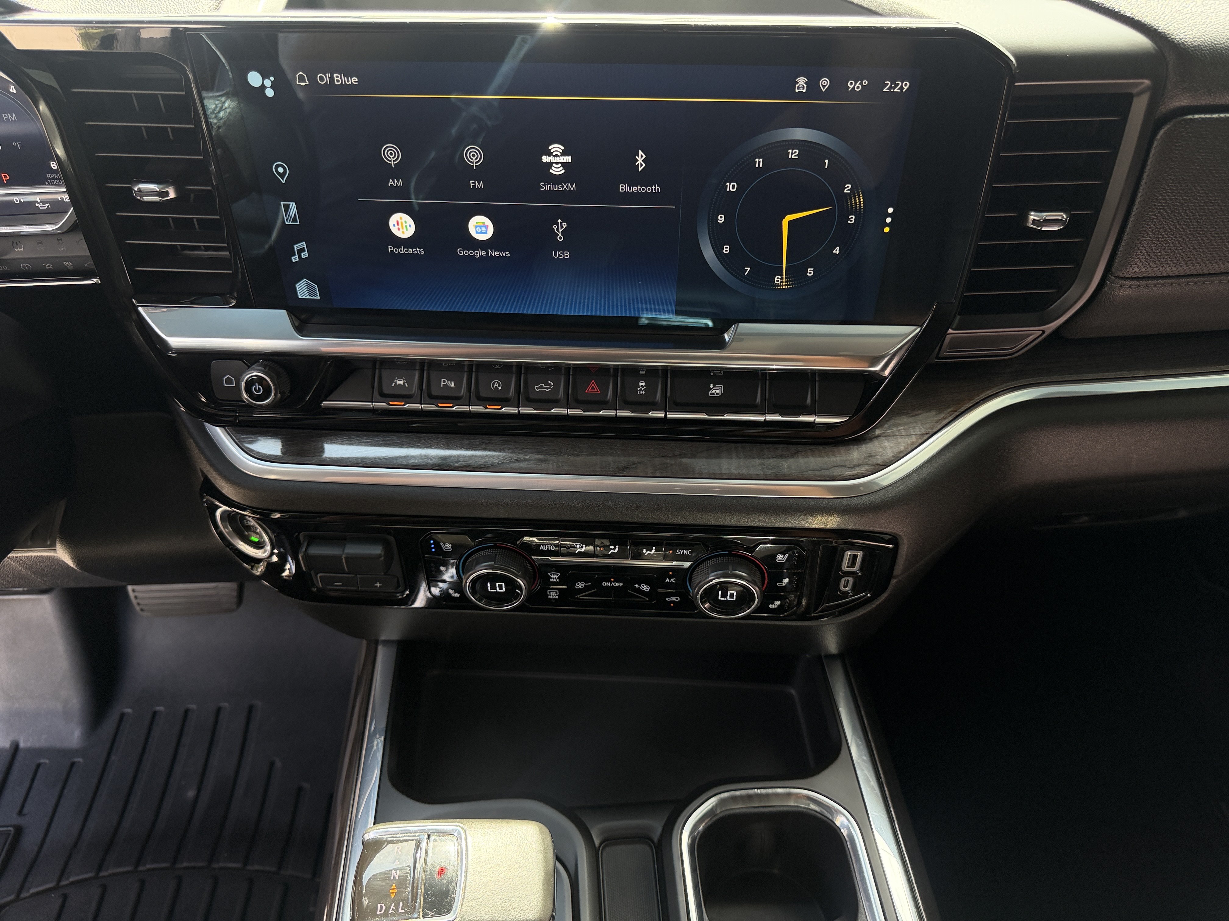 Used 2023 Chevrolet Silverado 1500 LTZ AWD/4WD image 20