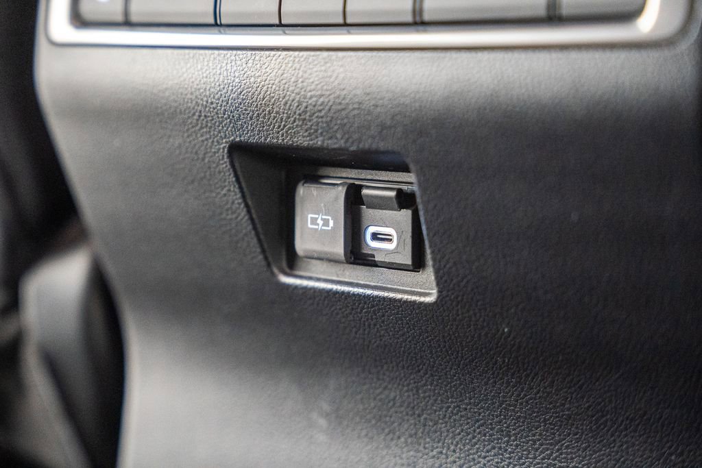 Used 2025 Lexus GX 550 w/ Cold Area Package image 40