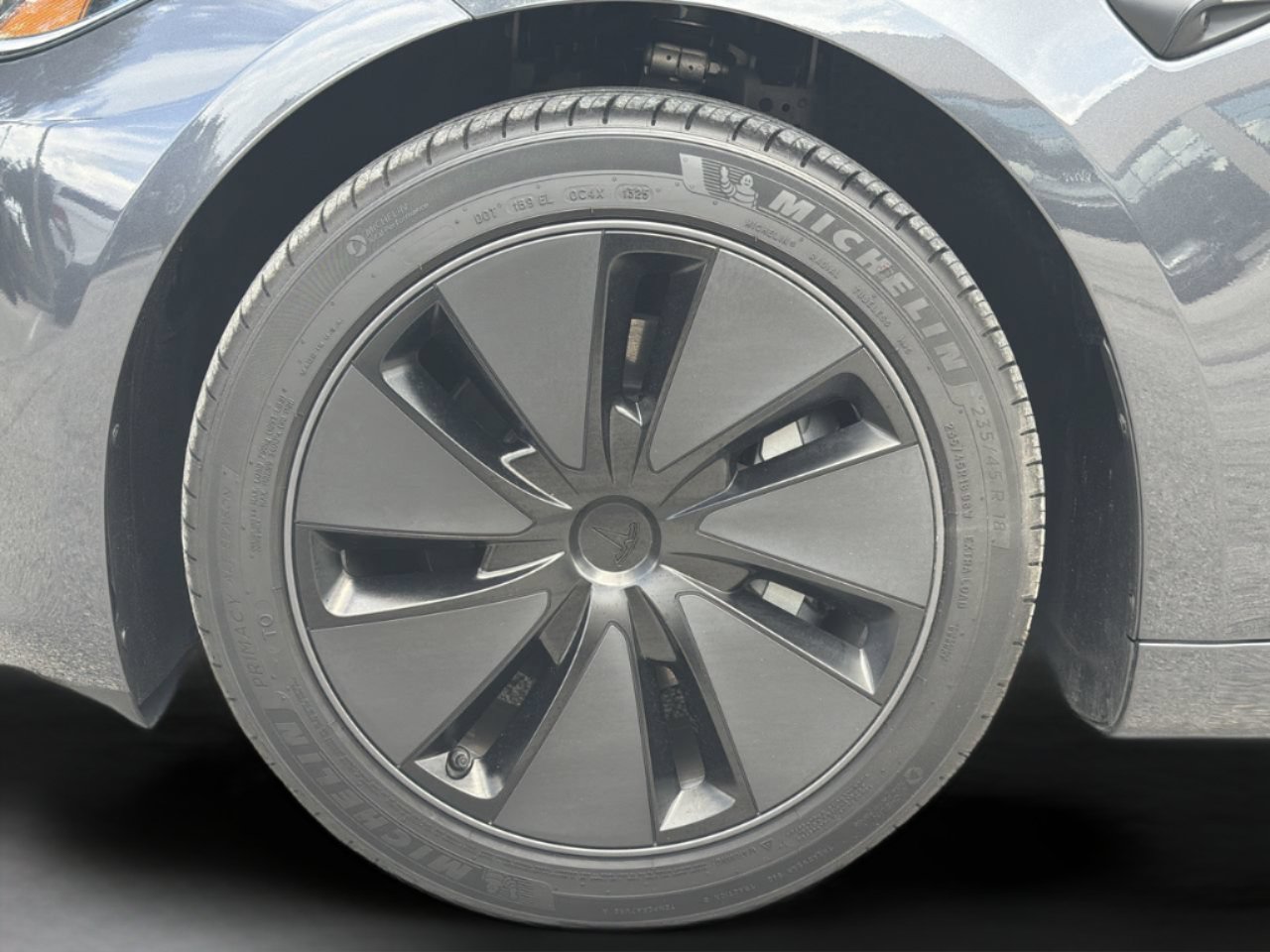 Used 2025 Tesla Model 3 Long Range RWD image 30