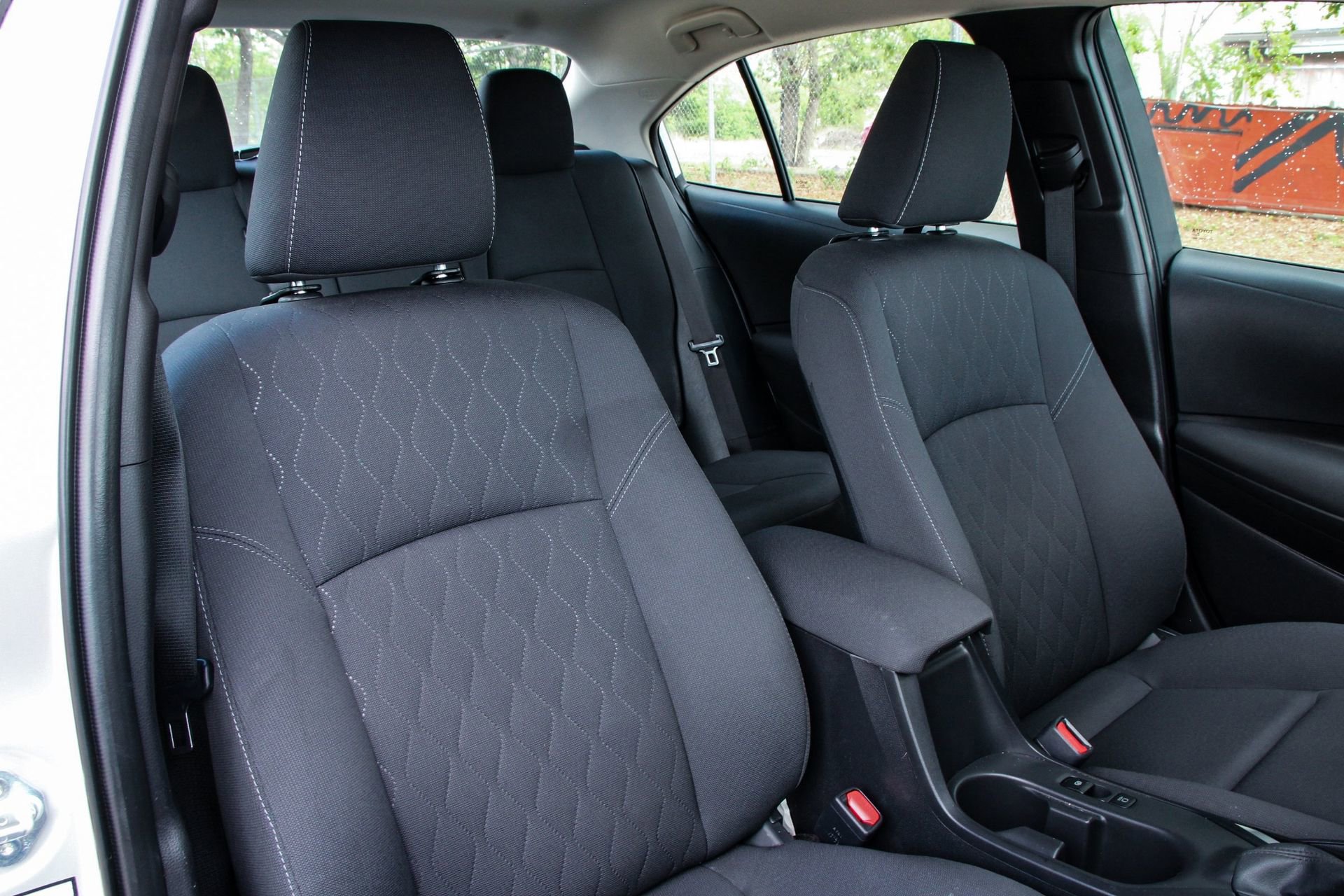 Used 2024 Toyota Corolla LE FWD image 29