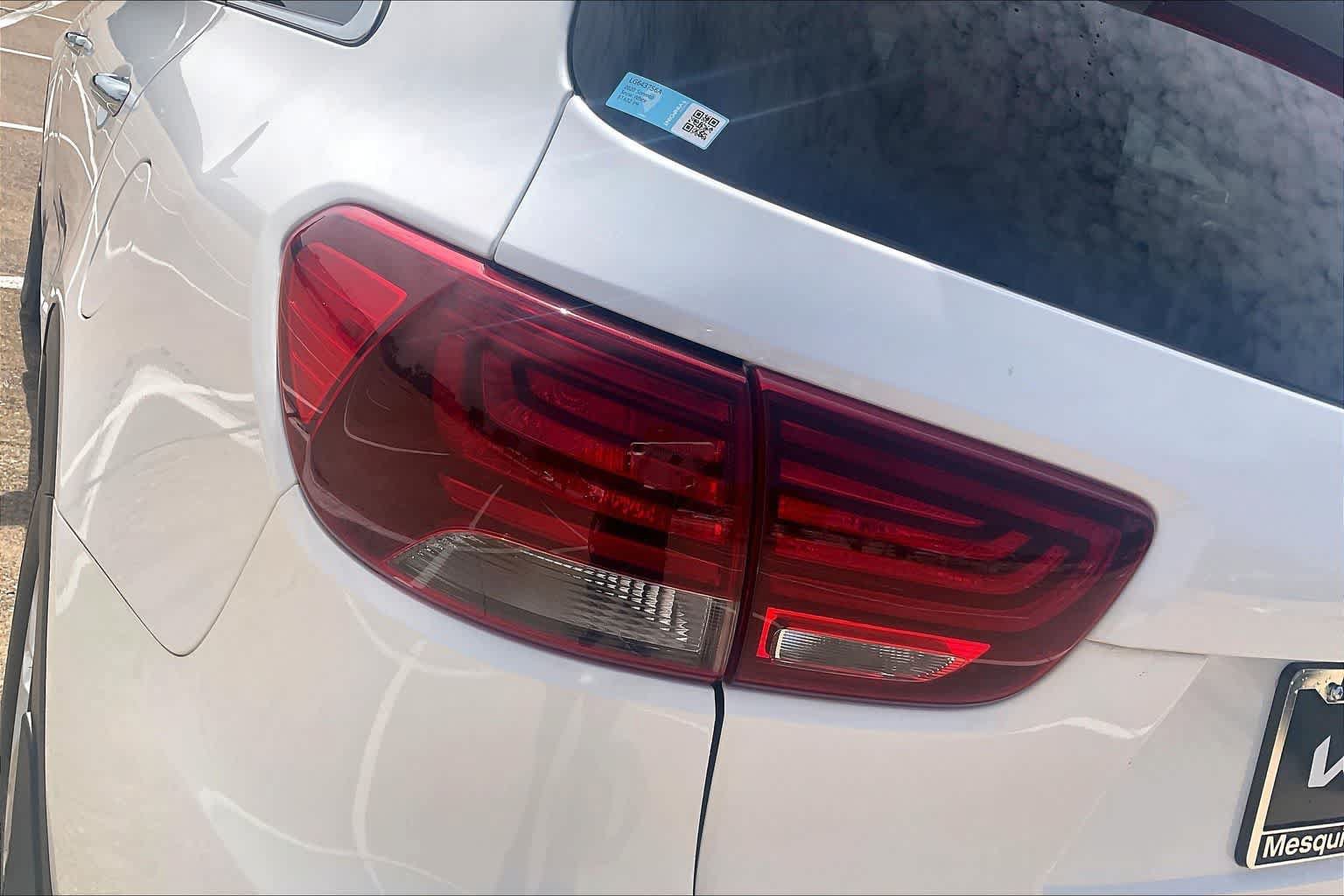 Used 2020 Kia Sorento L FWD image 30
