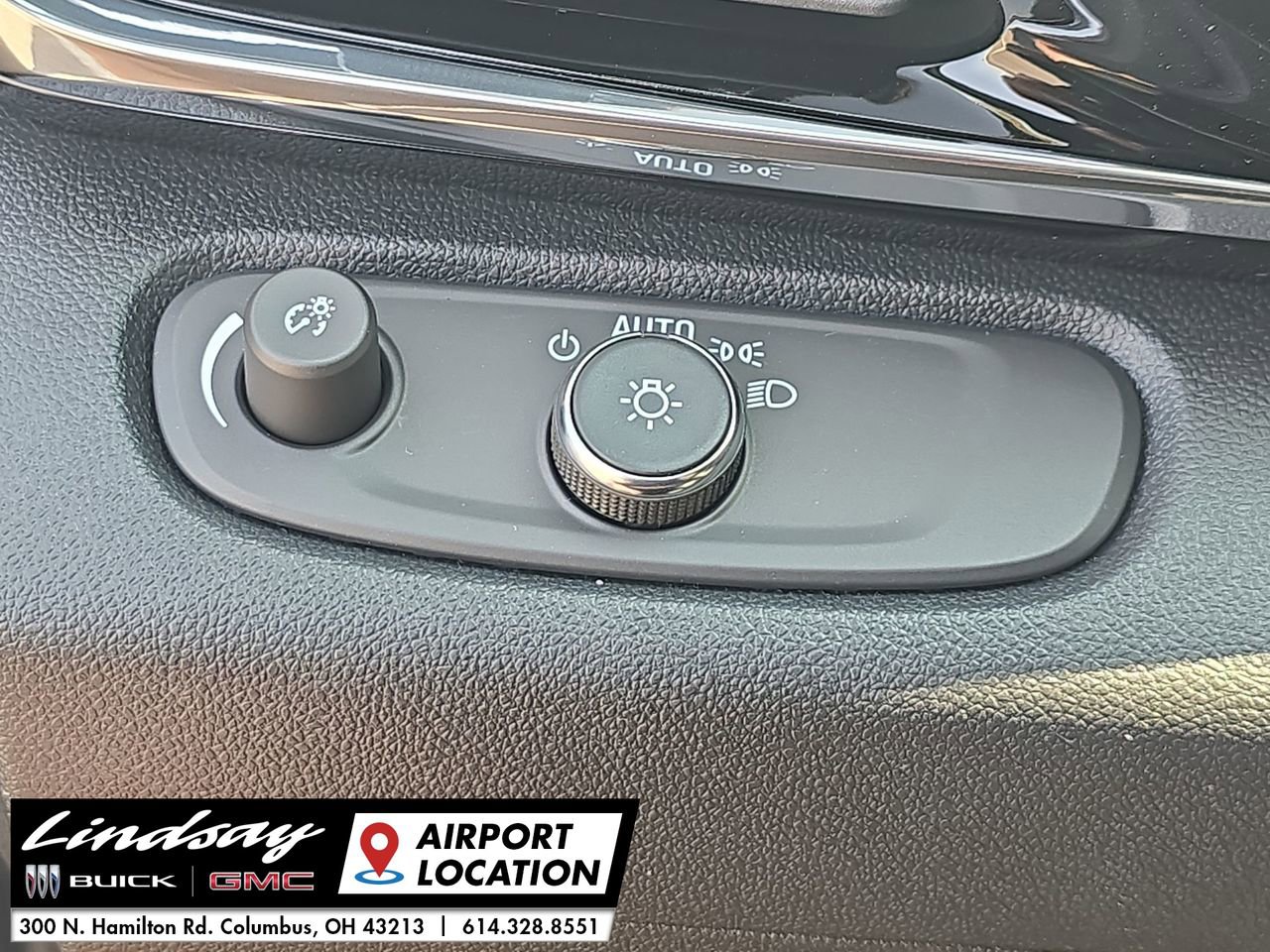 New 2025 Buick Envista Avenir image 17