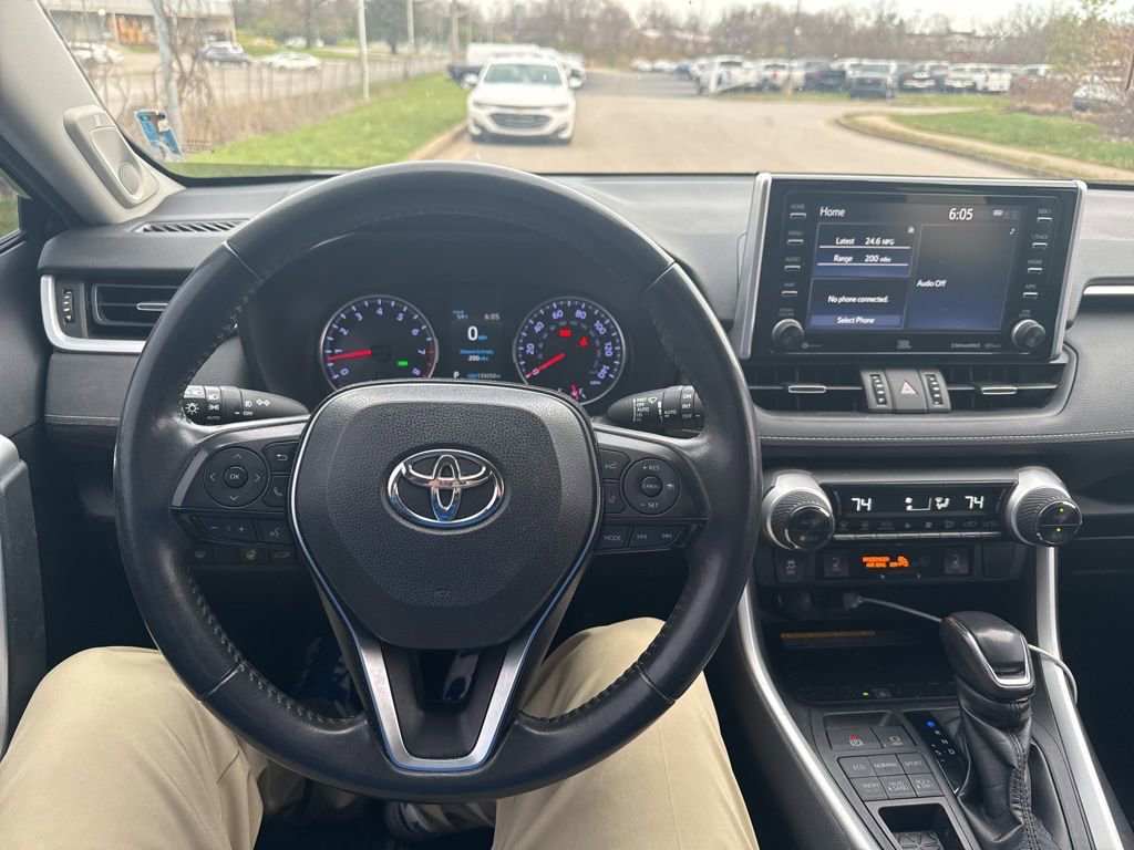 Used 2019 Toyota RAV4 XLE Premium w/ Advanced Technology Package image 7