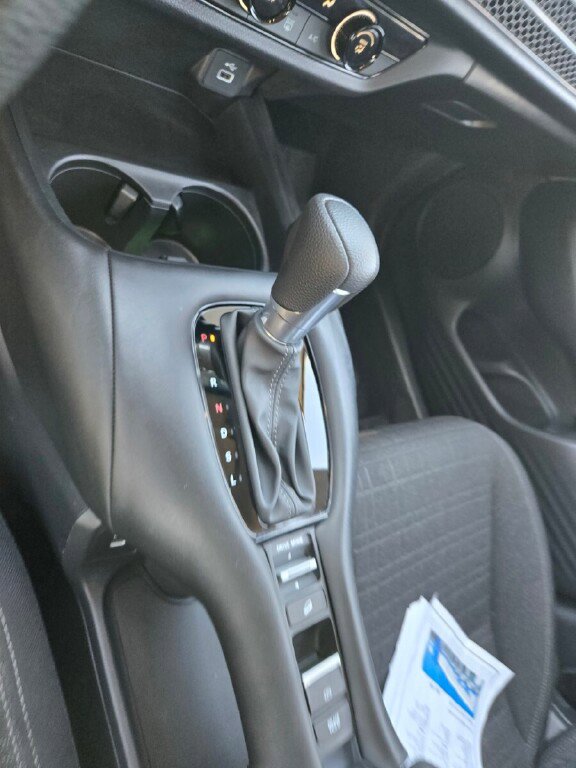 Certified 2025 Honda HR-V LX image 16