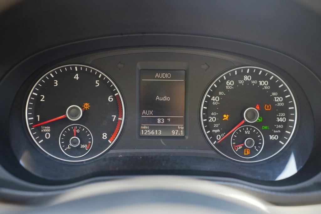 Used 2012 Volkswagen Passat 2.5 SE image 34