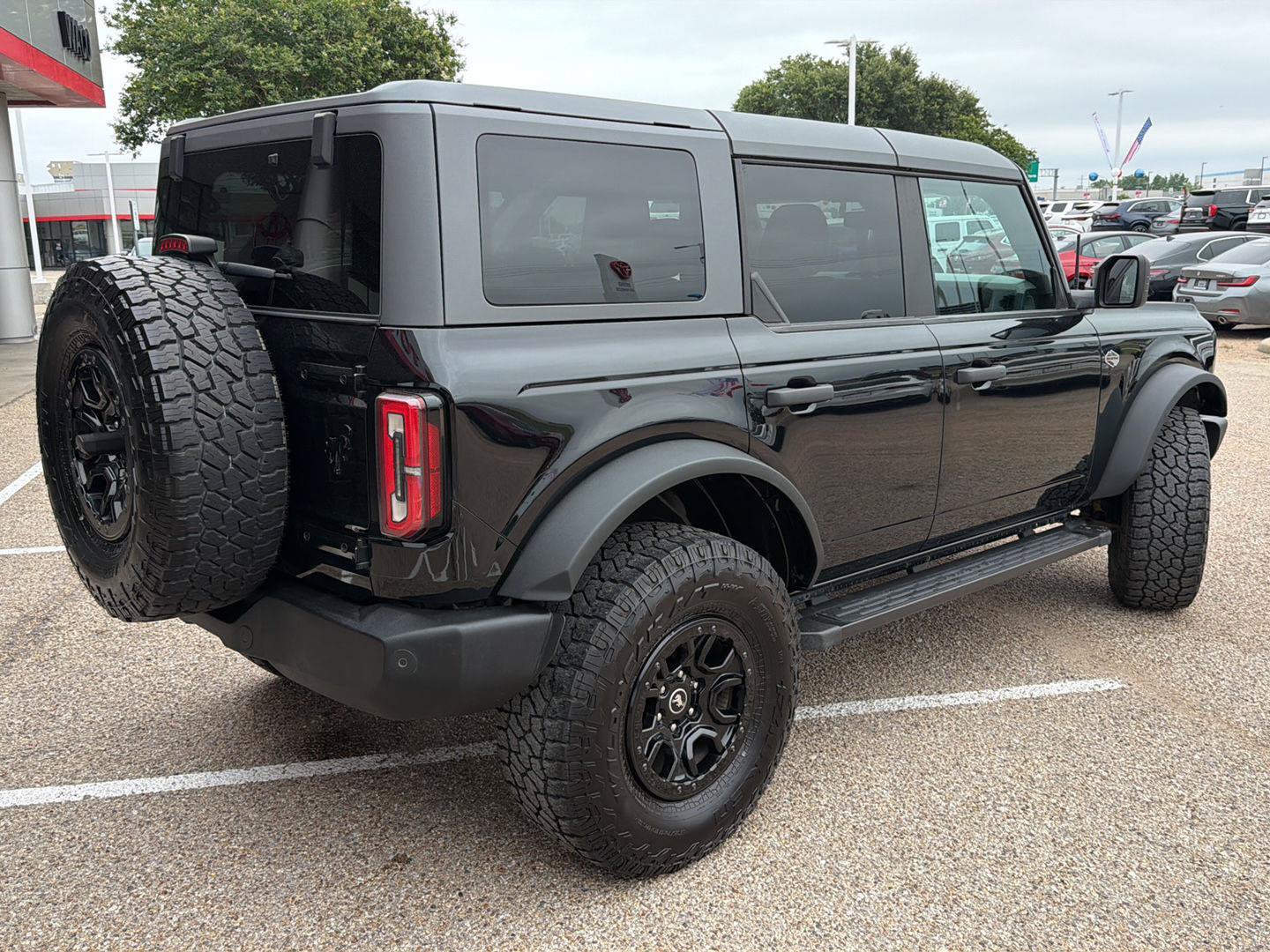 Used 2022 Ford Bronco Wildtrak AWD/4WD image 3