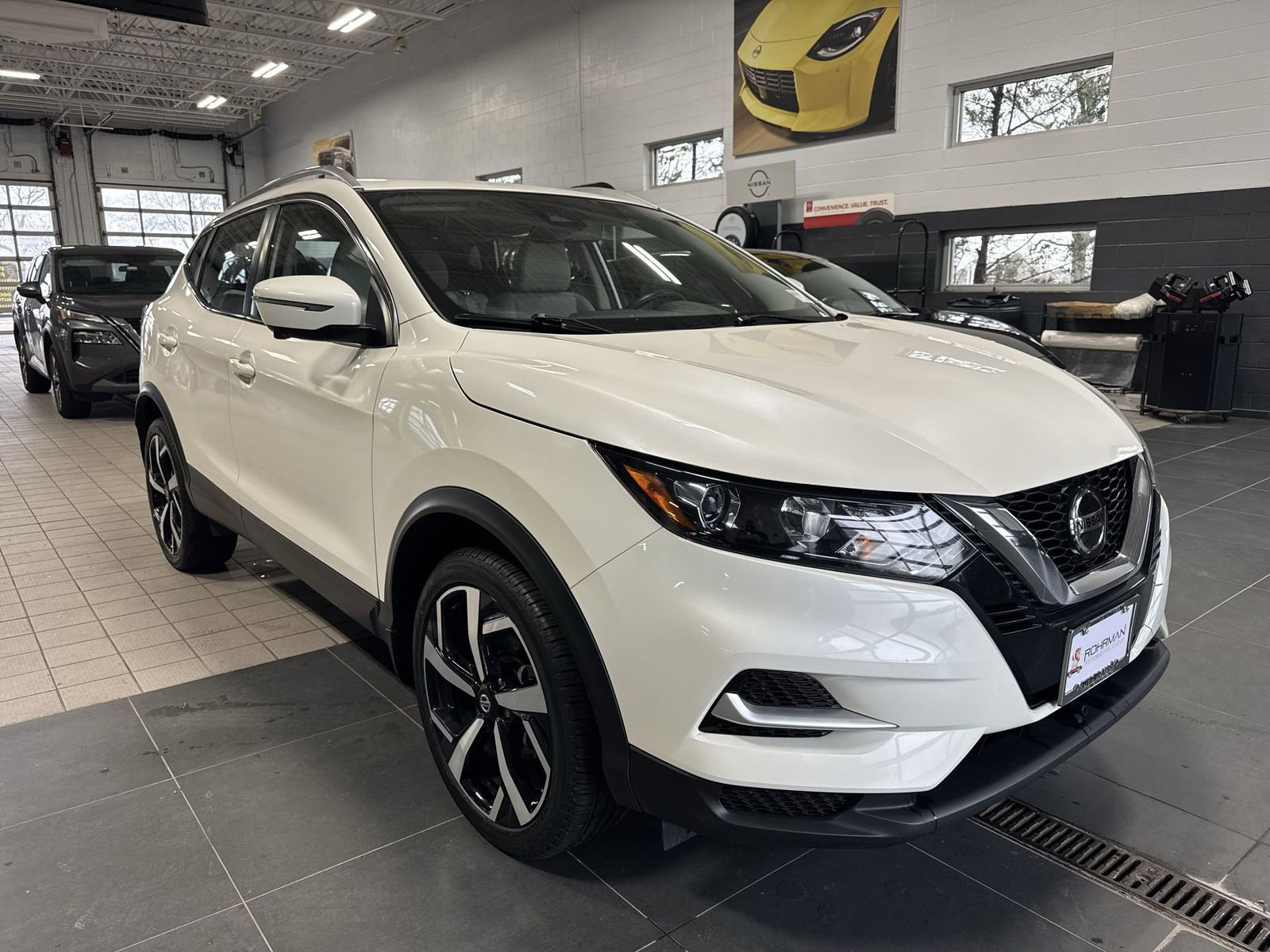 Certified 2022 Nissan Rogue Sport SL AWD/4WD image 10