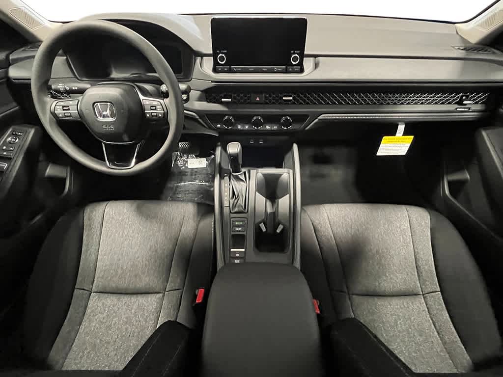 Used 2025 Honda Accord SE image 15