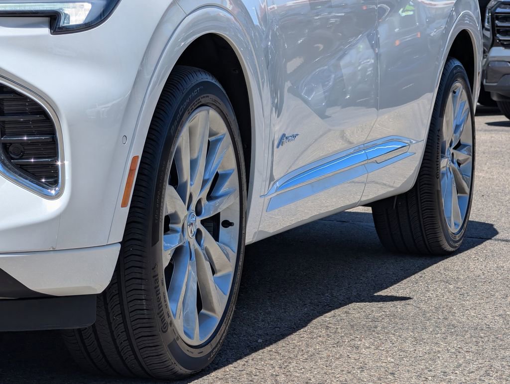 Used 2023 Buick Envision Avenir AWD/4WD image 5