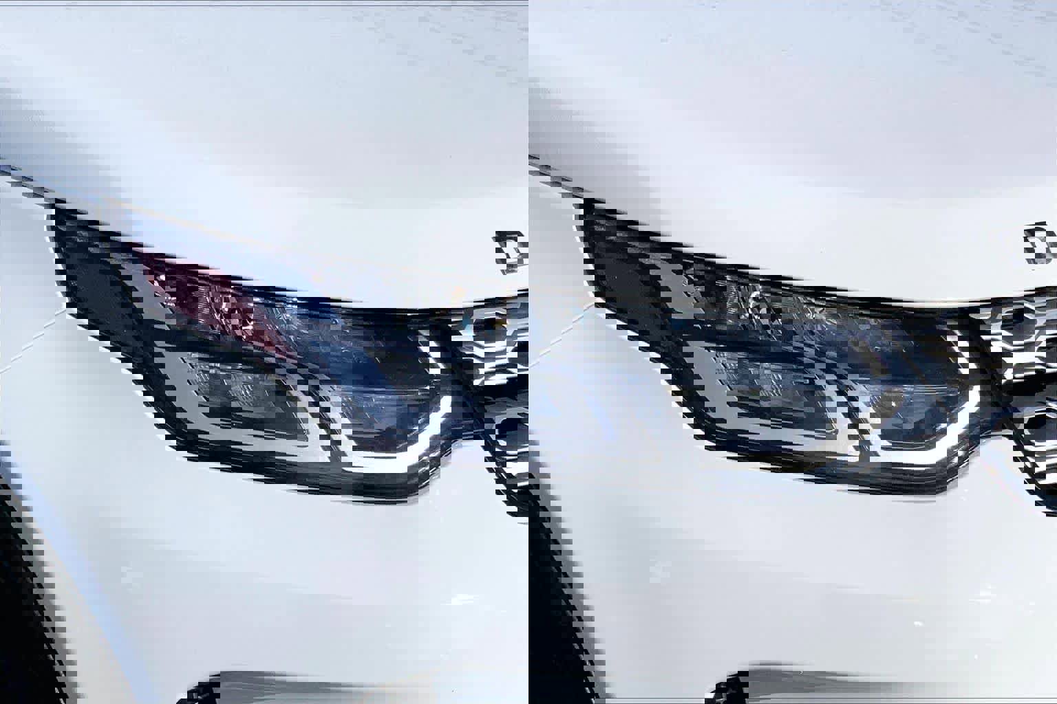 Used 2020 Land Rover Discovery Sport image 24