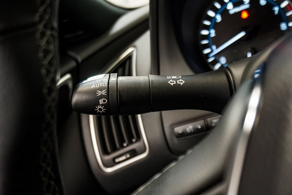 Used 2023 INFINITI Q50 Sensory AWD/4WD image 18