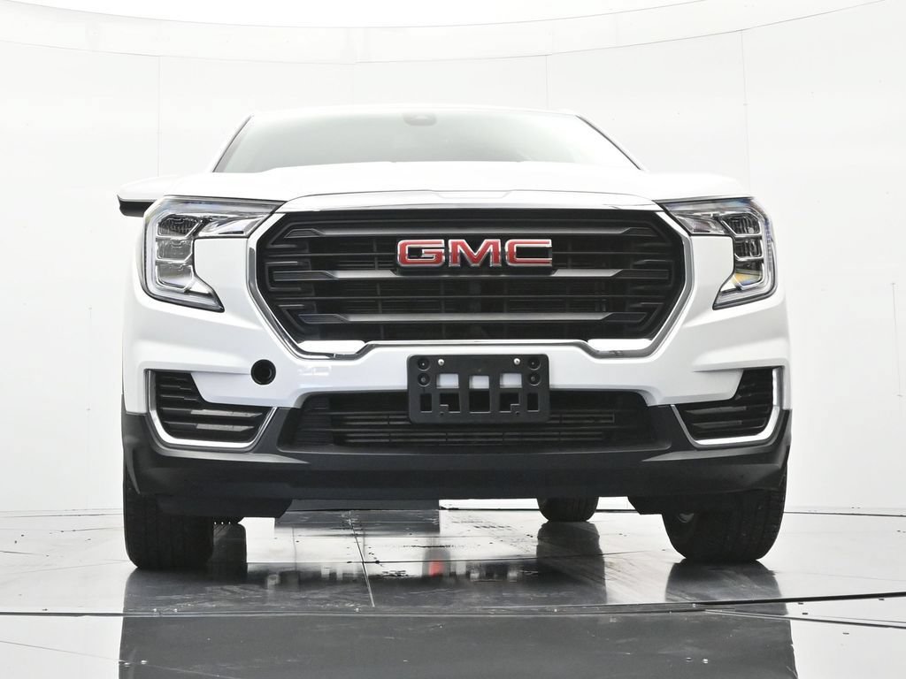 Used 2024 GMC Terrain SLE AWD/4WD image 36