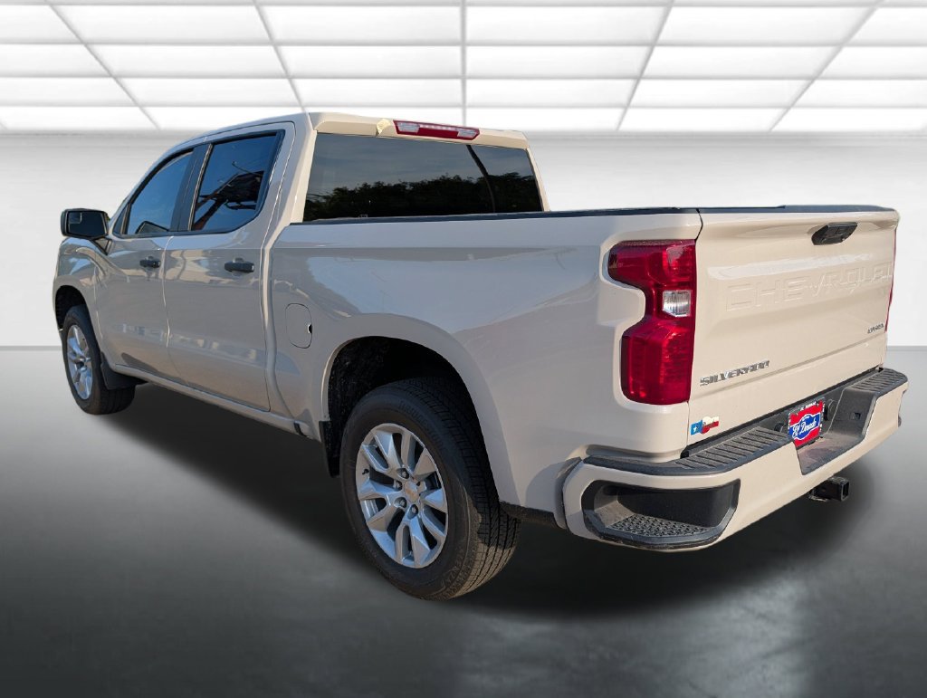 New 2026 Chevrolet Silverado 1500 Custom RWD image 2