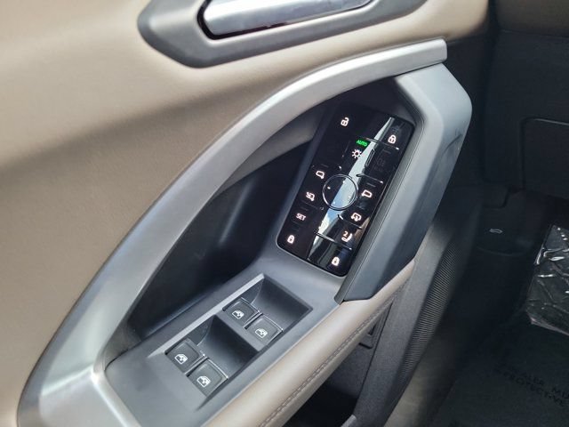 Certified 2025 Audi Q5 Premium w/ Convenience Package AWD/4WD image 19