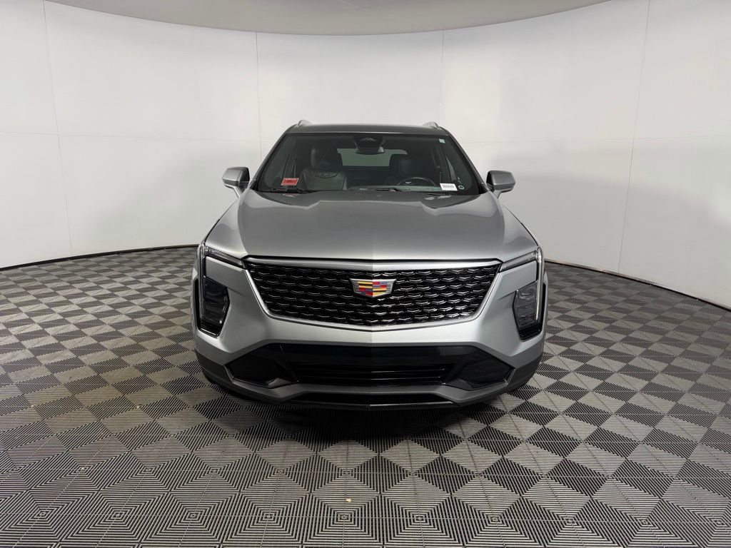 Used 2024 Cadillac XT4 Premium Luxury image 11