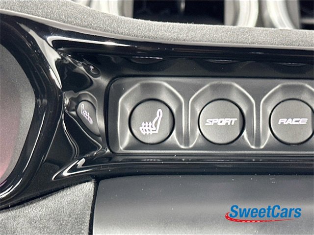 Used 2021 Lotus Evora image 28