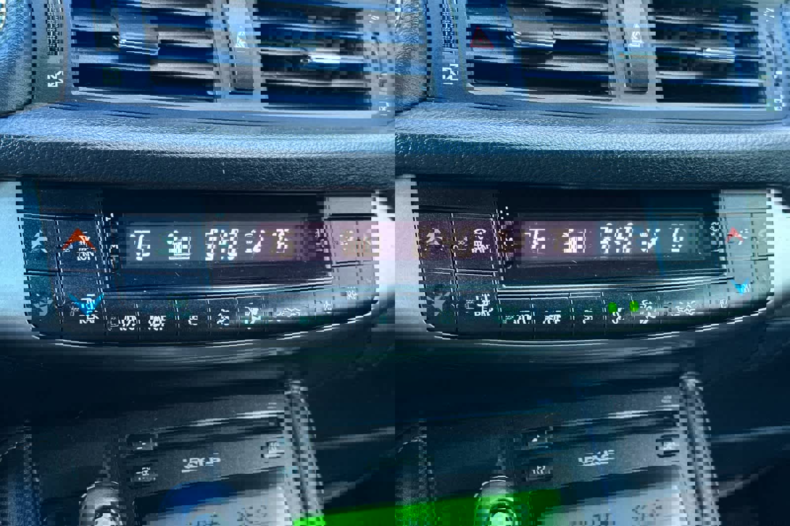 Used 2015 Lexus CT 200h w/ F Sport w/Nuluxe Interior image 21