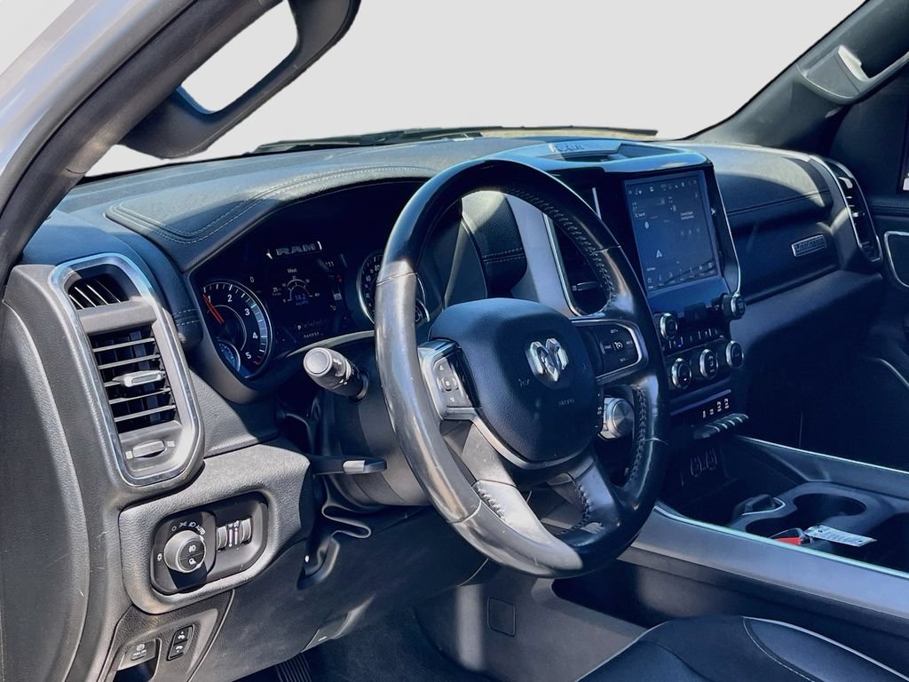 Used 2022 RAM 1500 Laramie RWD image 9