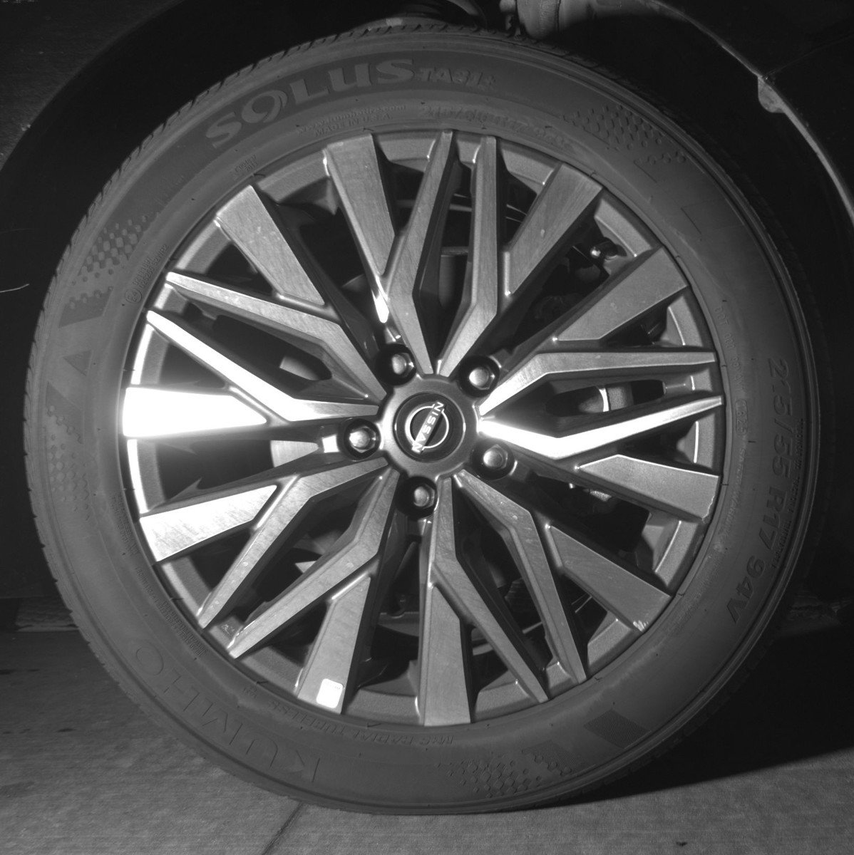 Used 2025 Nissan Altima 2.5 SV image 13