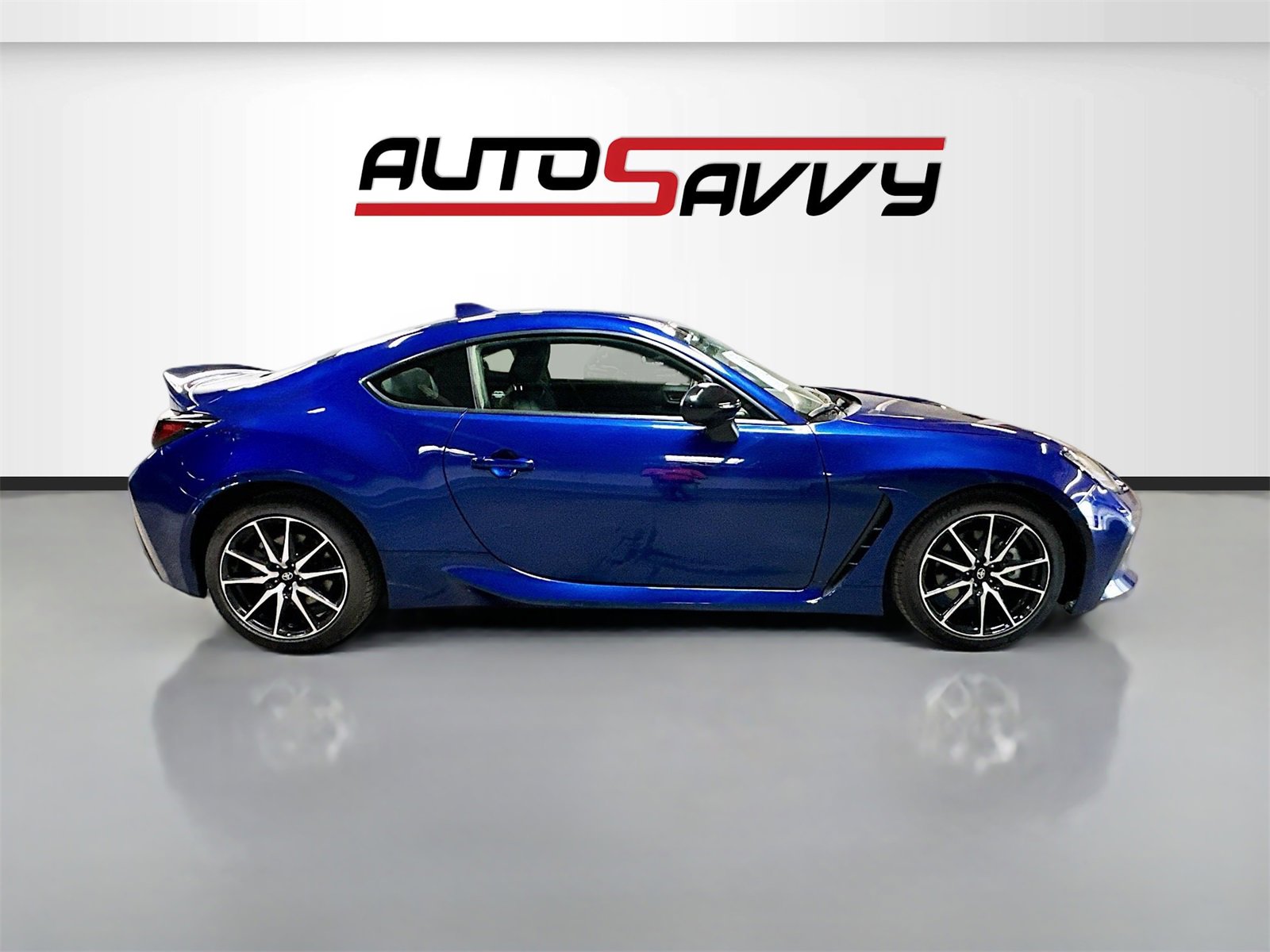 Used 2023 Toyota GR86 Premium w/ ALL Weather Mat Package (TMS) image 8