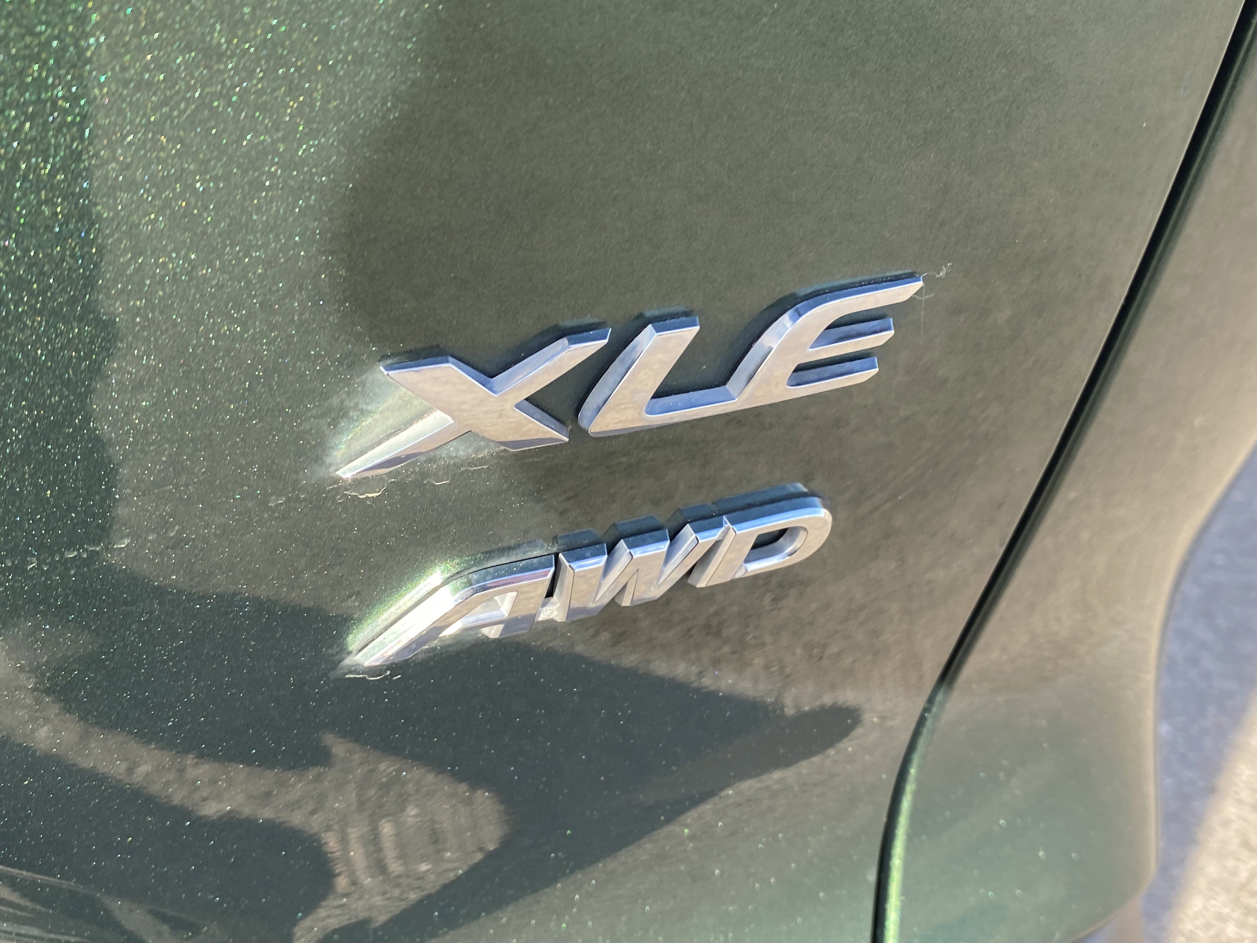 Used 2022 Toyota Corolla Cross XLE image 27