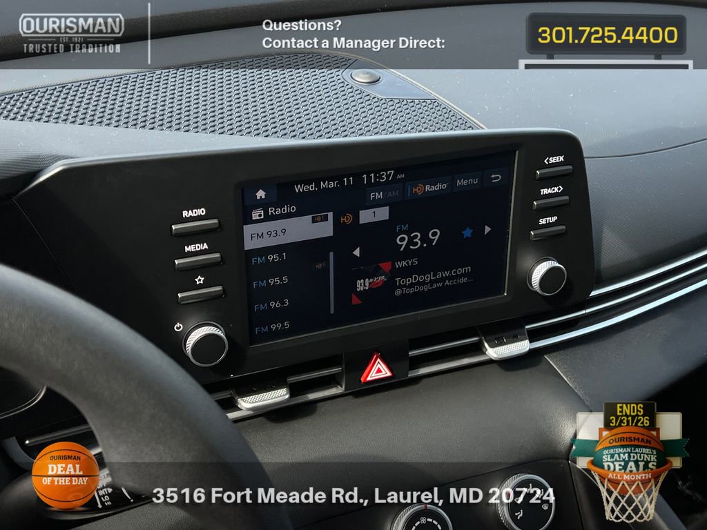 Used 2025 Hyundai Elantra SE image 11