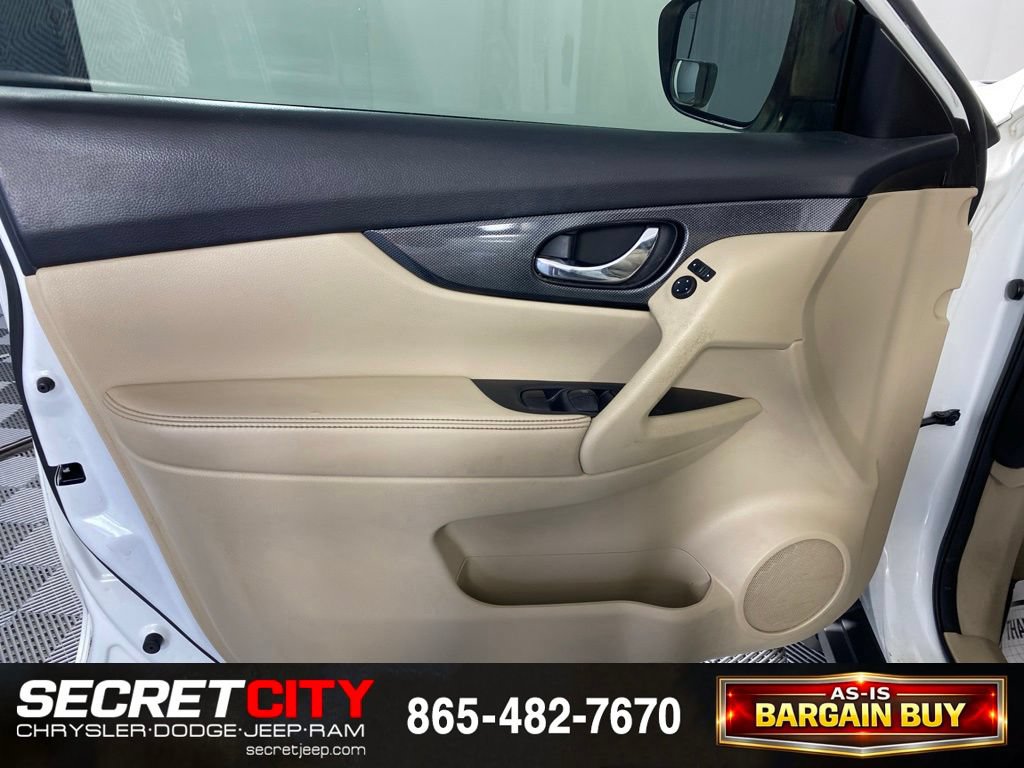 Used 2015 Nissan Rogue SL FWD image 12