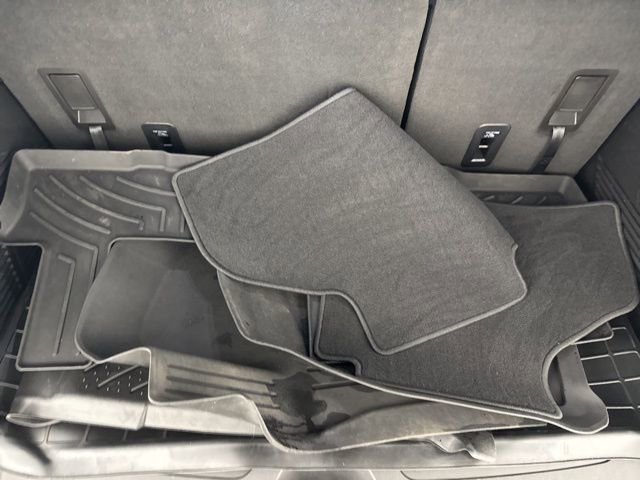 Used 2023 Chevrolet Tahoe LS AWD/4WD image 26