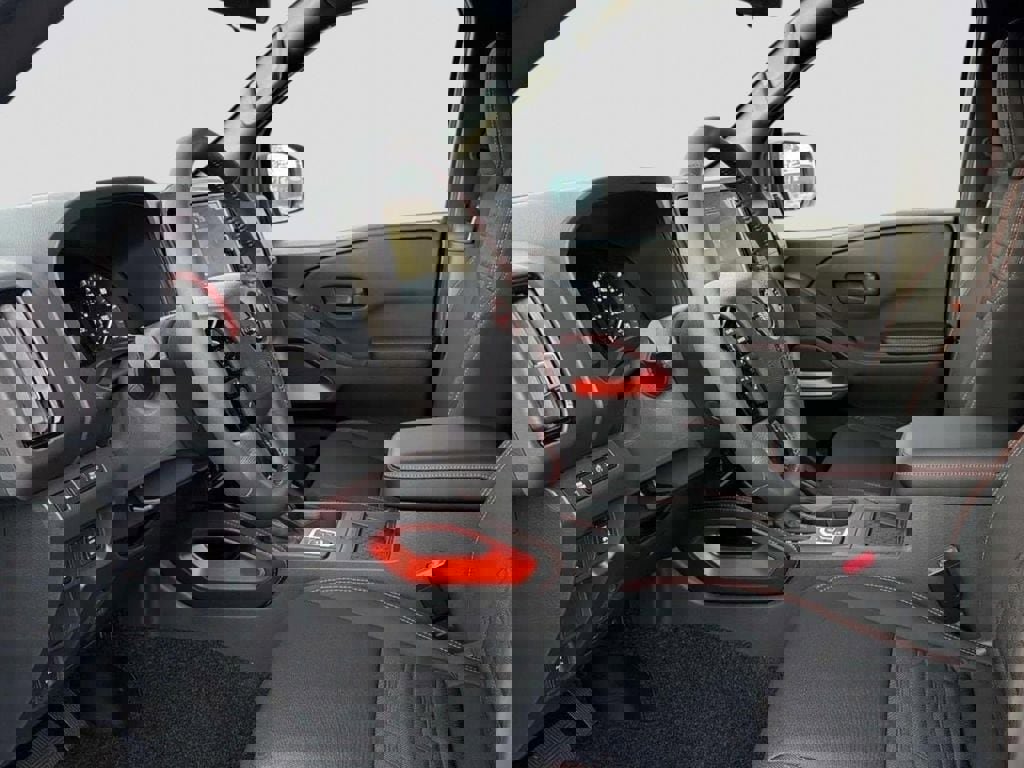 New 2026 Nissan Frontier PRO-4X image 9