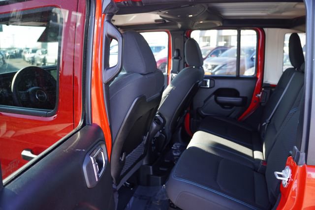 Certified 2025 Jeep Wrangler Unlimited Rubicon 4xe w/ Safety Group image 16