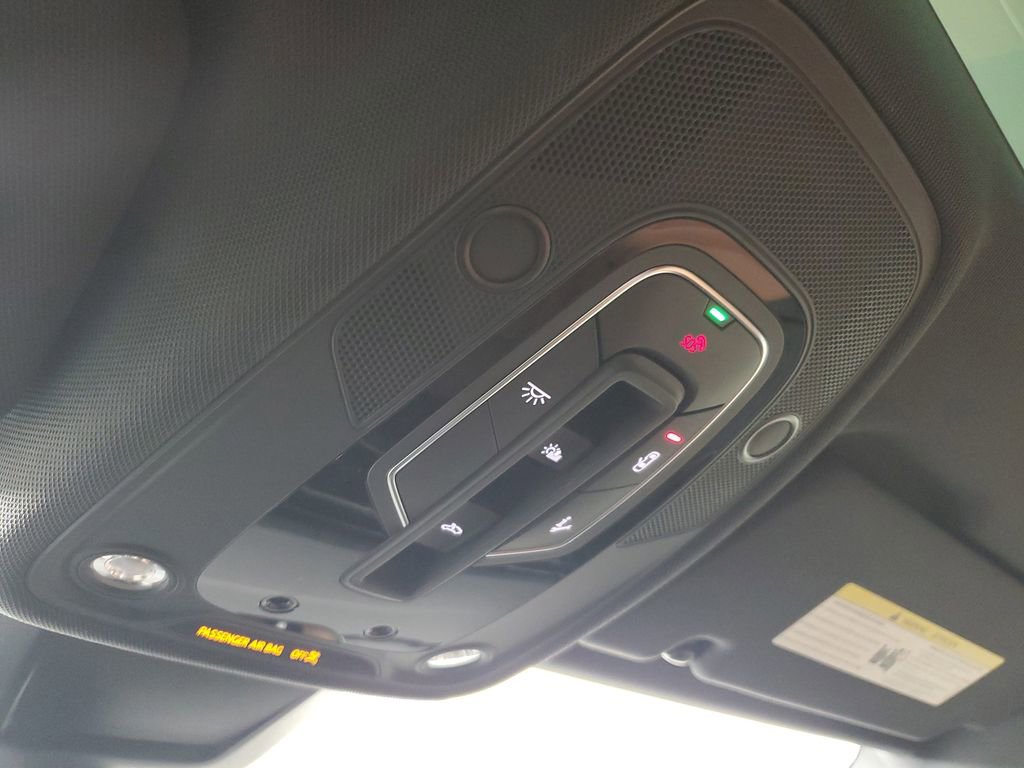 Used 2023 Audi Q8 Premium Plus image 34