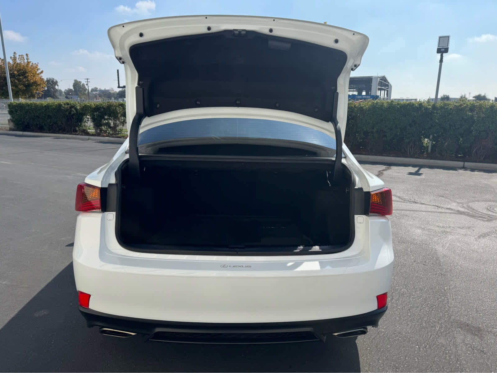 Used 2020 Lexus IS 350 F Sport image 4