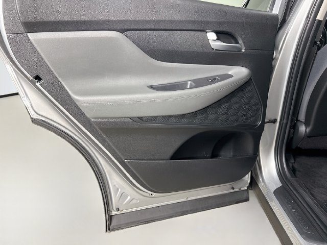 Used 2023 Hyundai Santa Fe SEL FWD image 25