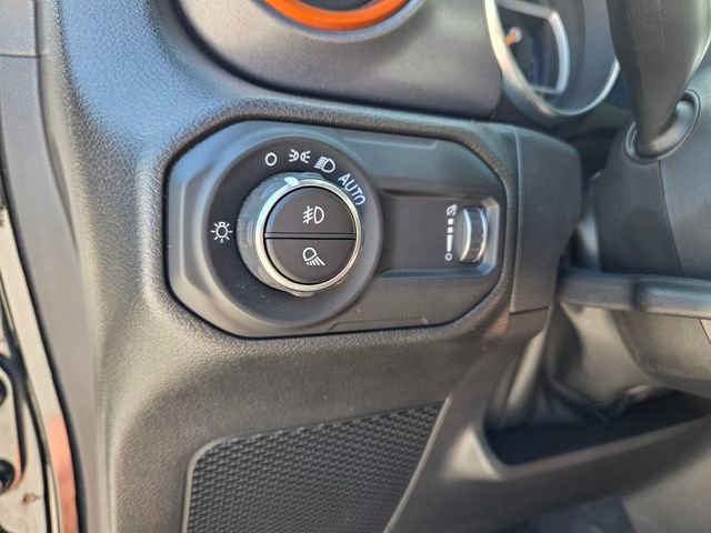 Certified 2023 Jeep Gladiator Mojave AWD/4WD image 22