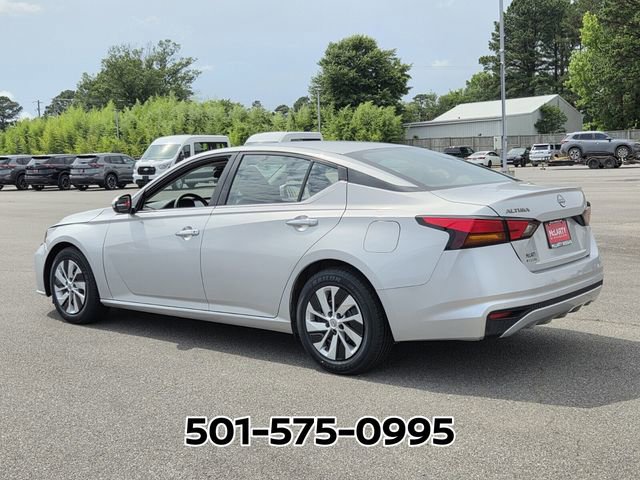 Used 2023 Nissan Altima 2.5 S FWD image 3