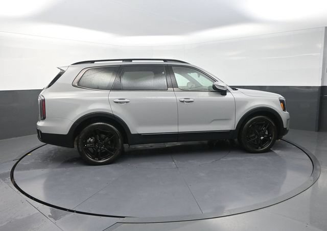 Used 2025 Kia Telluride EX X-Line AWD/4WD image 11