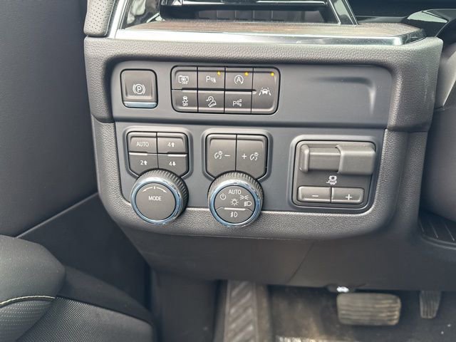 New 2026 Chevrolet Tahoe Premier w/ Sun And Tow Package AWD/4WD image 18