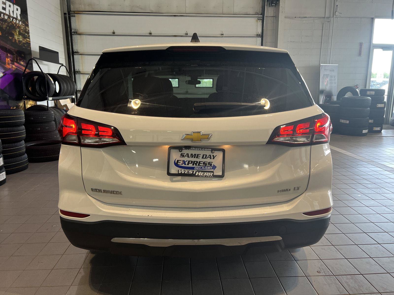 Used 2023 Chevrolet Equinox LT w/ LPO, Floor Liner Package AWD/4WD image 8
