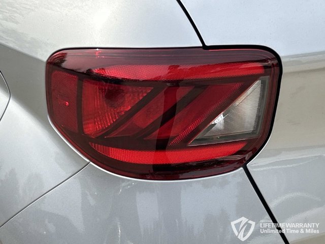 New 2026 Hyundai Venue SEL FWD image 11